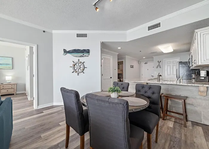 Club C-905 Direct Gulf Front Sleeps 7 Stunning Views Apartment Gulf Shores